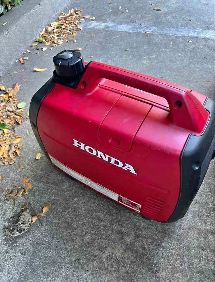 Honda EU2200i Portable Generator [2200 Watts]