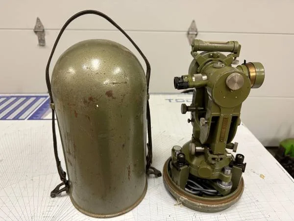 Vintage Wild Heerbrugg Theodolite No 22054