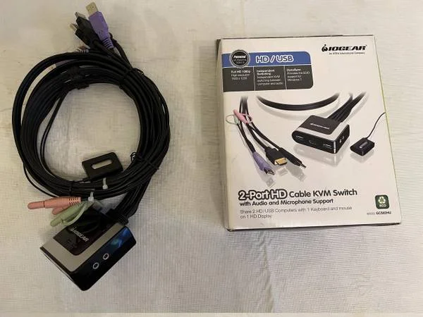 IOGear GCS62HU 2-Port HD Cable KVM Switch