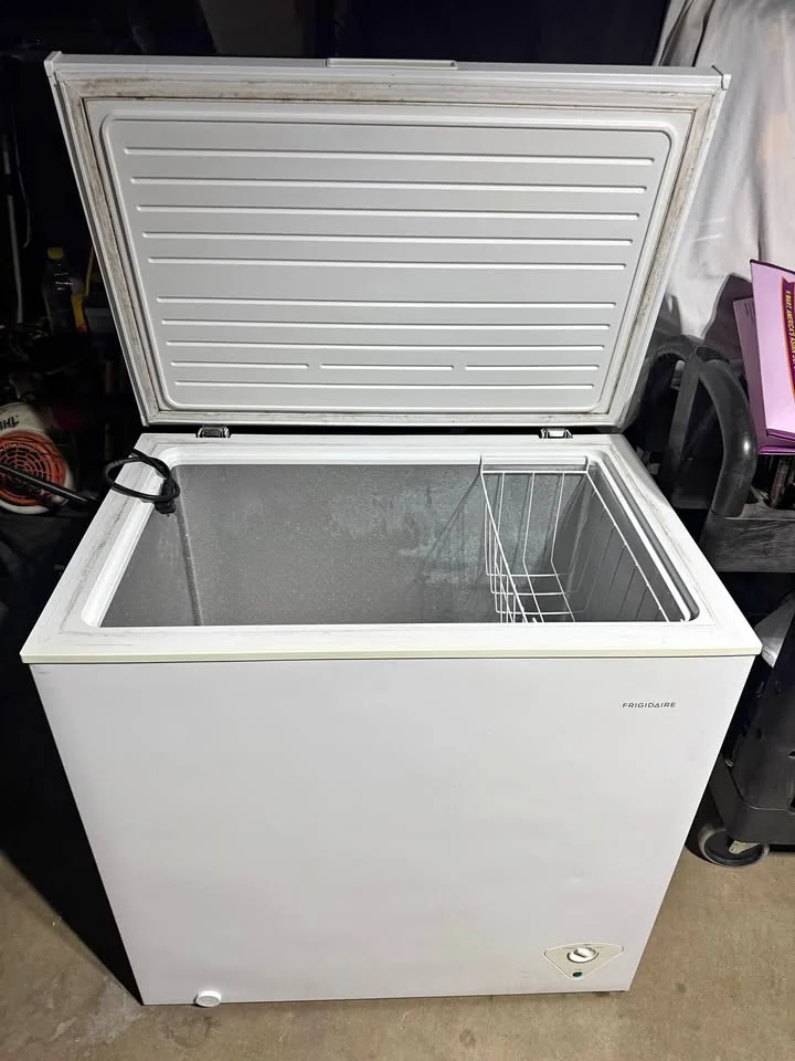 Frigidaire Chest Freezer