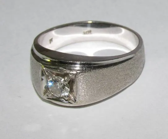 Unbranded 925 Sterling Silver Men's Signet Ring with ~0.08 ct Round Diamond