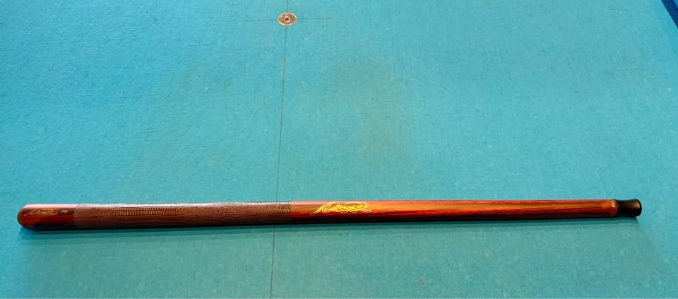 Predator P3 pool cue