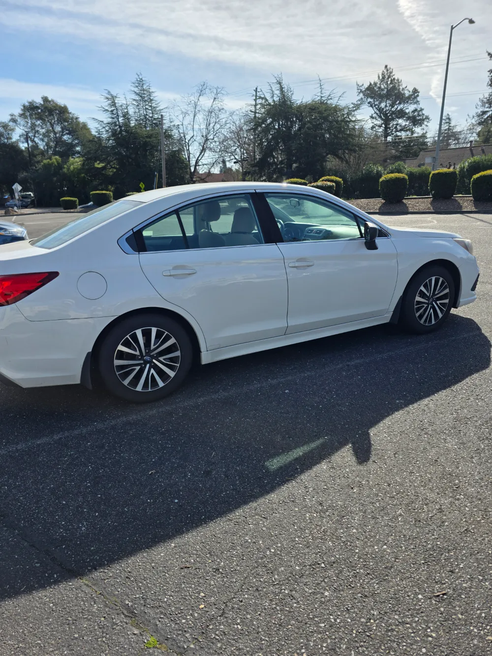 2018 Subaru Legacy 2.5i Premium Sedan - Crystal White Pearl
