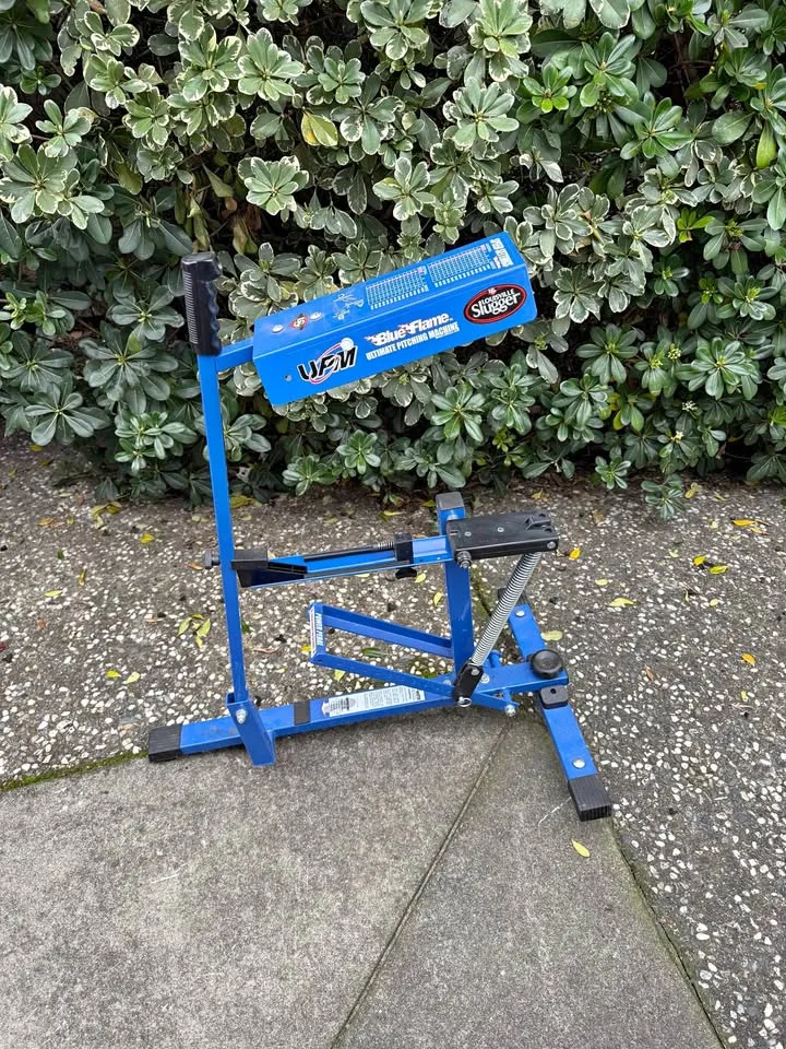 Louisville Slugger Blue Flame Ultimate Pitching Machine