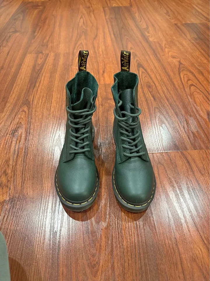 Dr. Martens 1460 Pascal Green Tumbled Leather Boots