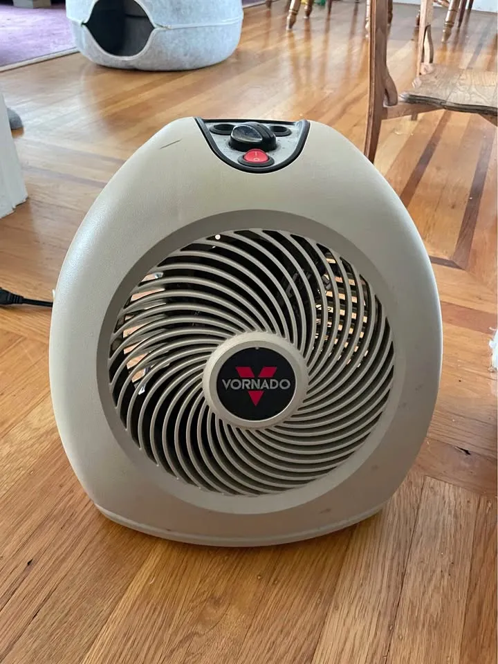 Vornado Portable Electric Space Heater (Used) — Fan-Forced Personal Heater